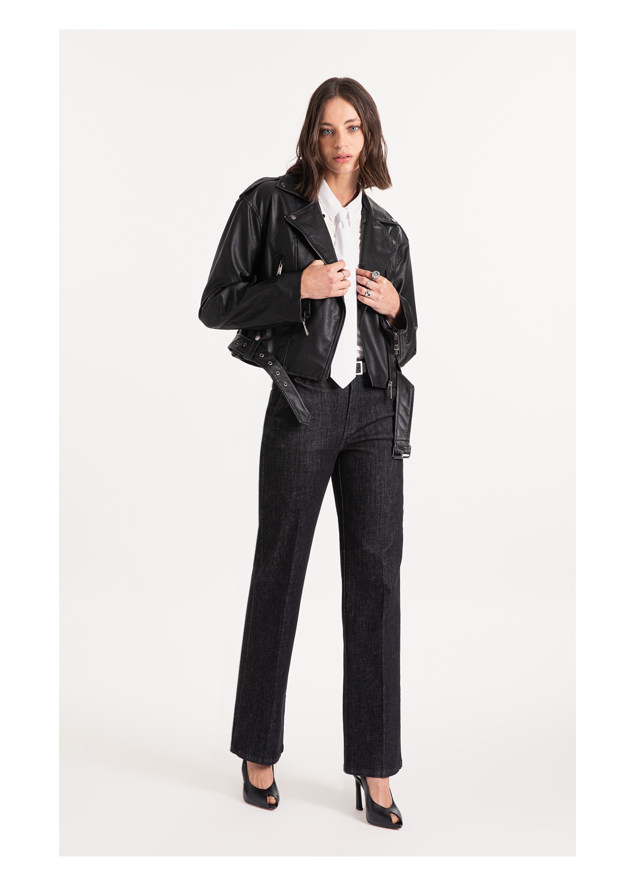 Calça Jeans Black Cross Gisele  Amaciado