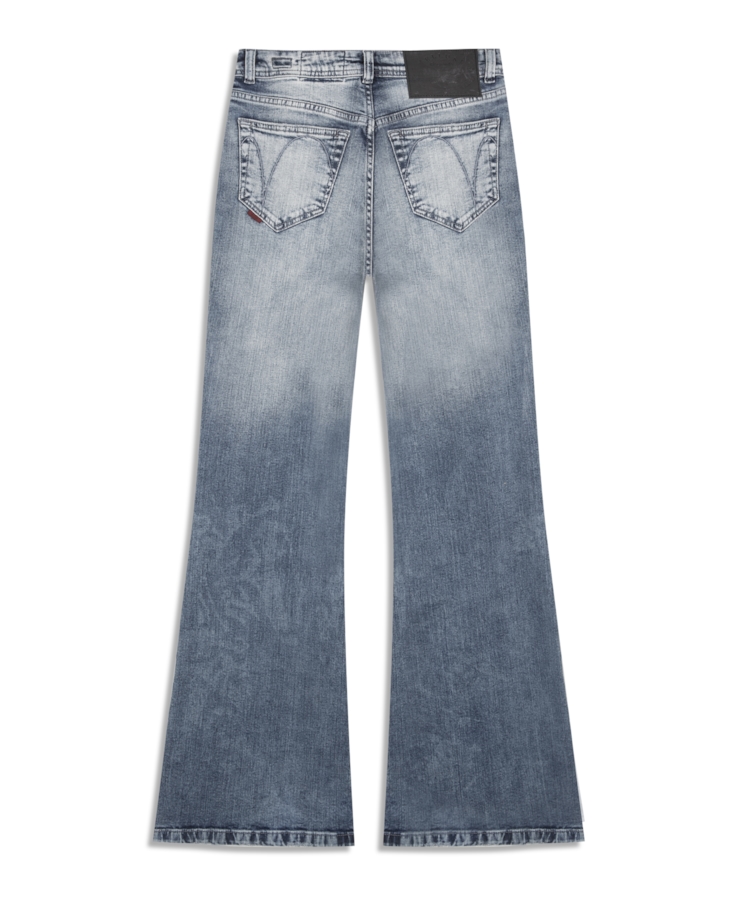 Calça Jeans Dark Forest Gisele Flare Lav. Claro C/Used