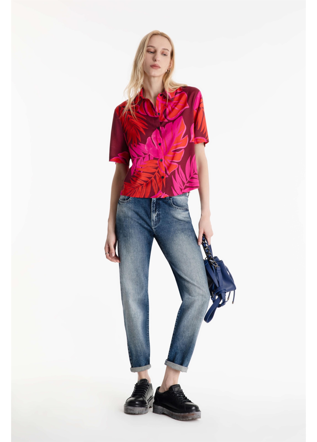 Calça Jeans Dark Sea Elastic Mom 1863-Lav.Medio C/ Grampos