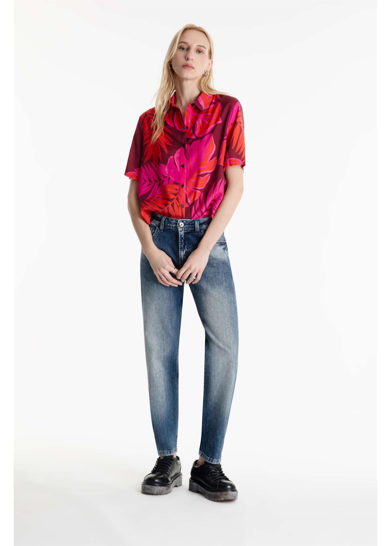 Calça Jeans Dark Sea Elastic Mom 1863-Lav.Medio C/ Grampos