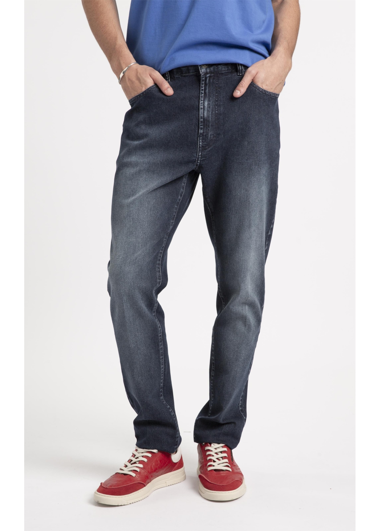 Calça Jeans First Blue Skinny Lav.Escuro C/ Used