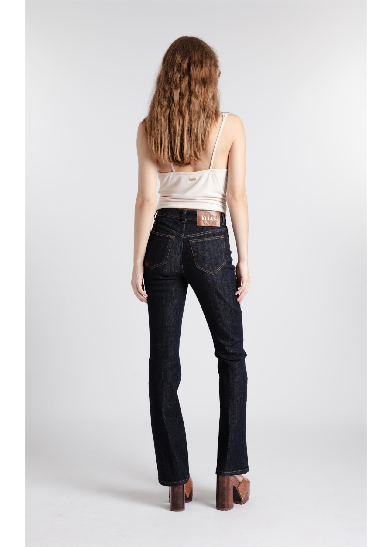 Calça Jeans Forest Bootcut Lav. Amaciado