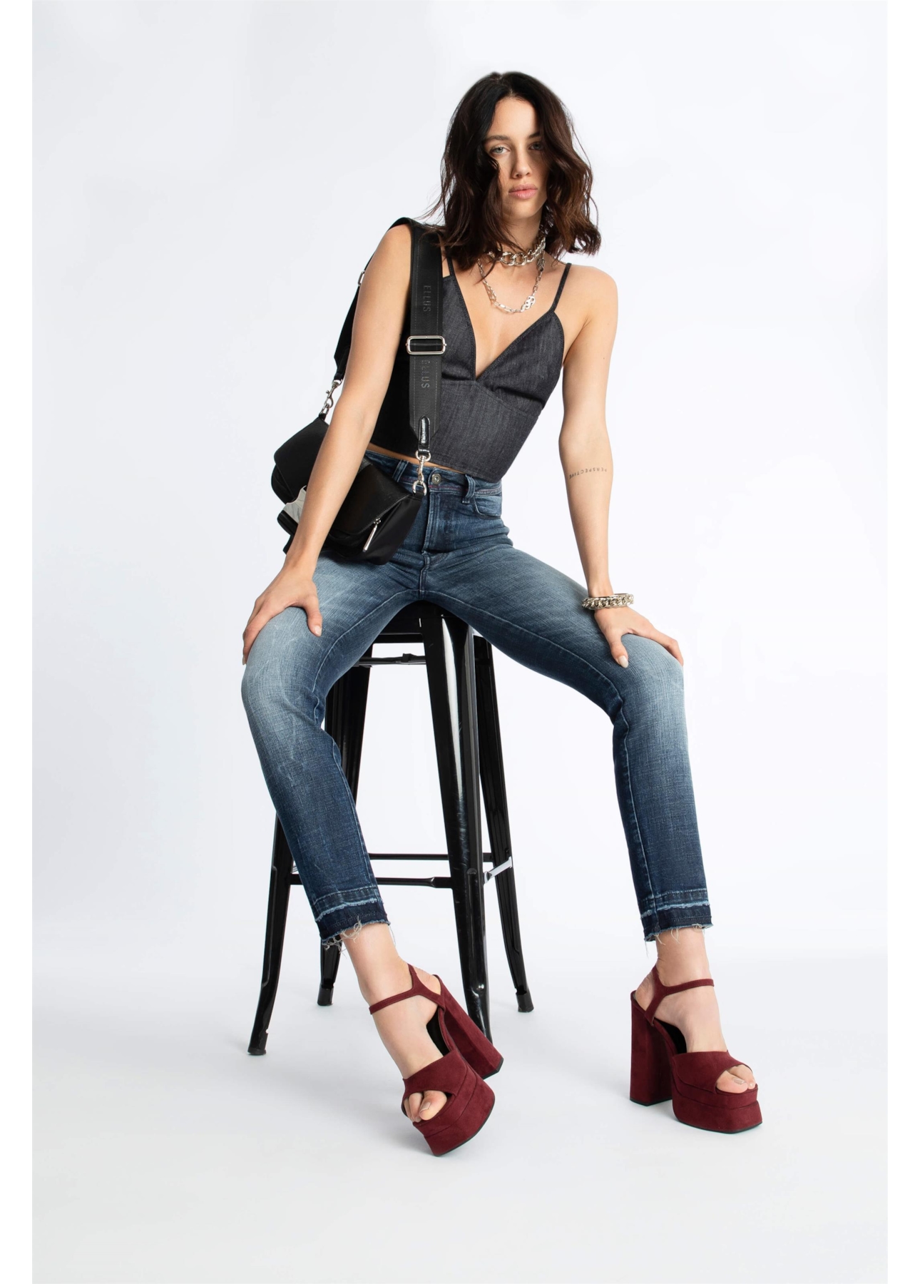 Calça Jeans Indigo Skinny Lav.Escuro C/Sky+3d
