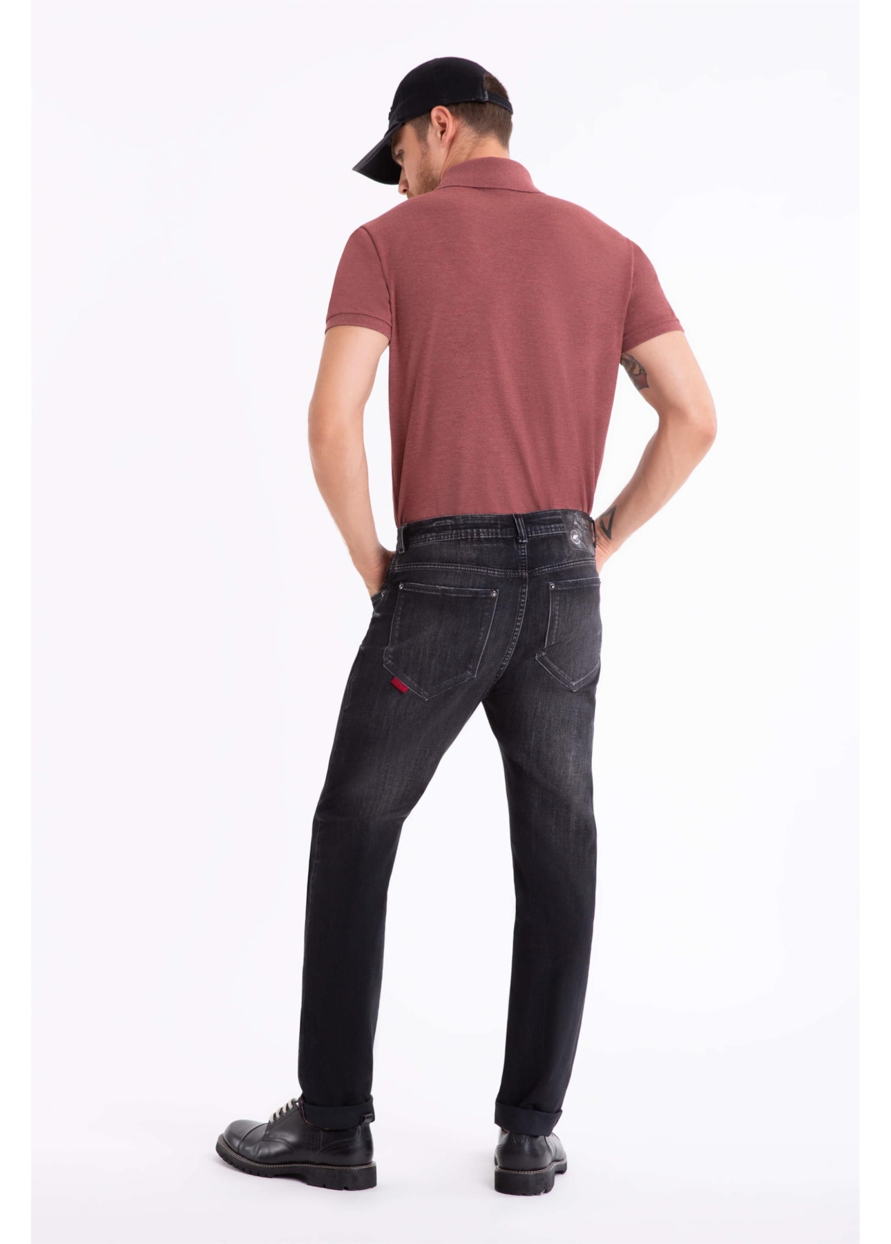 Calça Jeans Intense Black 1515- Lav.Black C/ Tie Dy
