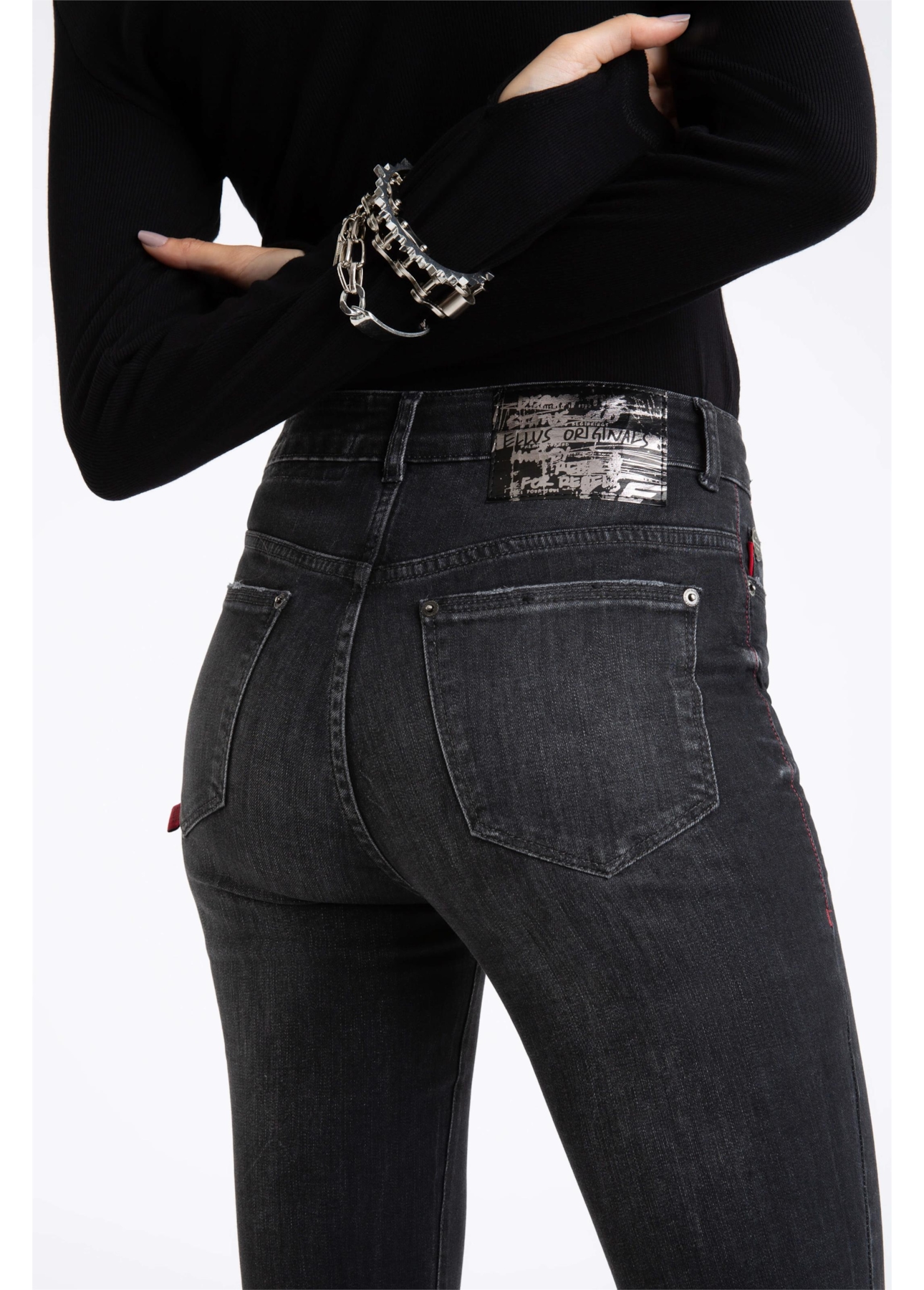 Calça Jeans Intense Black Skinny 1515- Lav.Black C/ Tie Dy