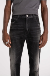 Calça Jeans Intense Black Slim  Lav. Black C/ Cerzidos