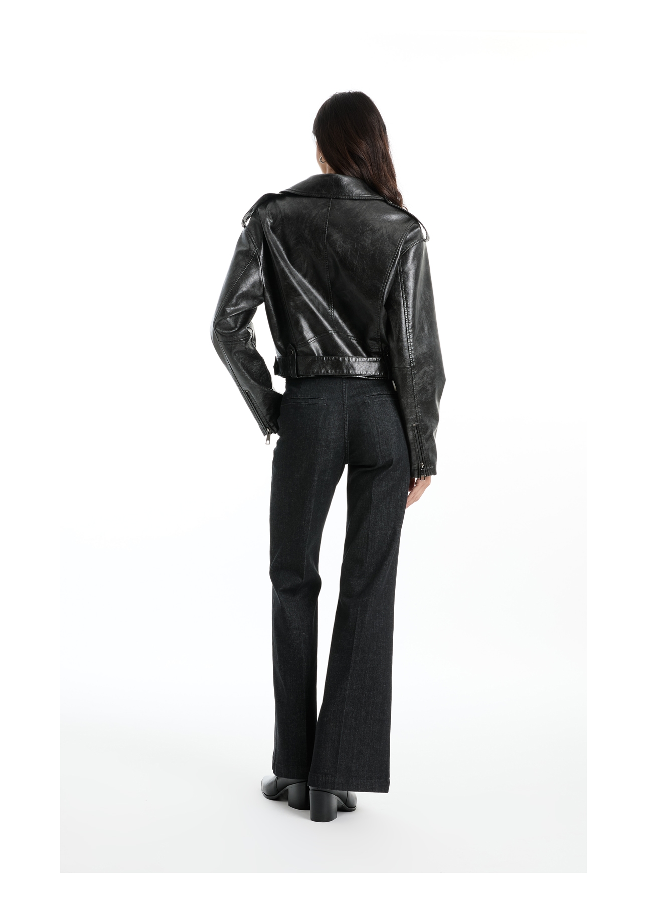 Calça Jeans Ocean Elastic Gisele Flare Lav. Amaciado