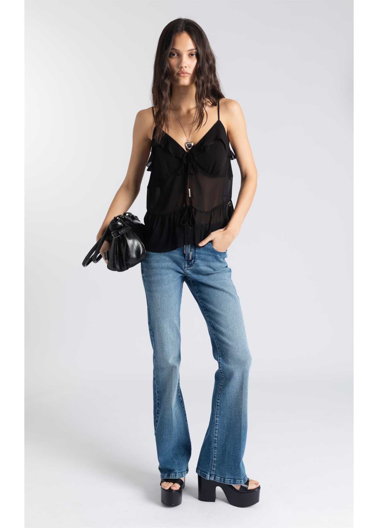 Calça Jeans Stretch Flare Lav.Gisele Médio C/ Grampo