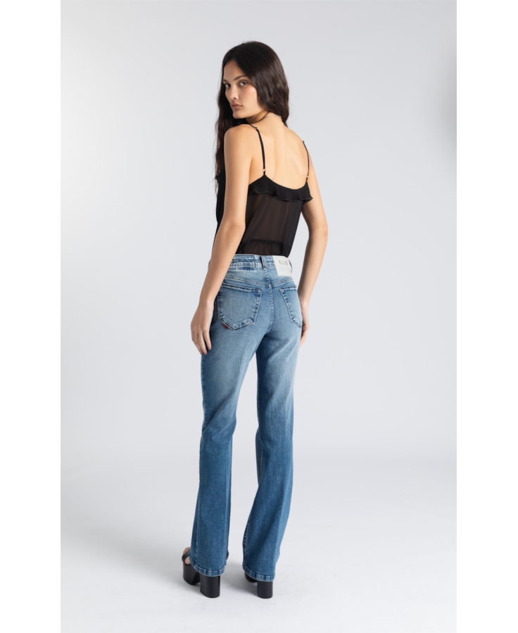 Calça Jeans Stretch Flare Lav.Gisele Médio C/ Grampo