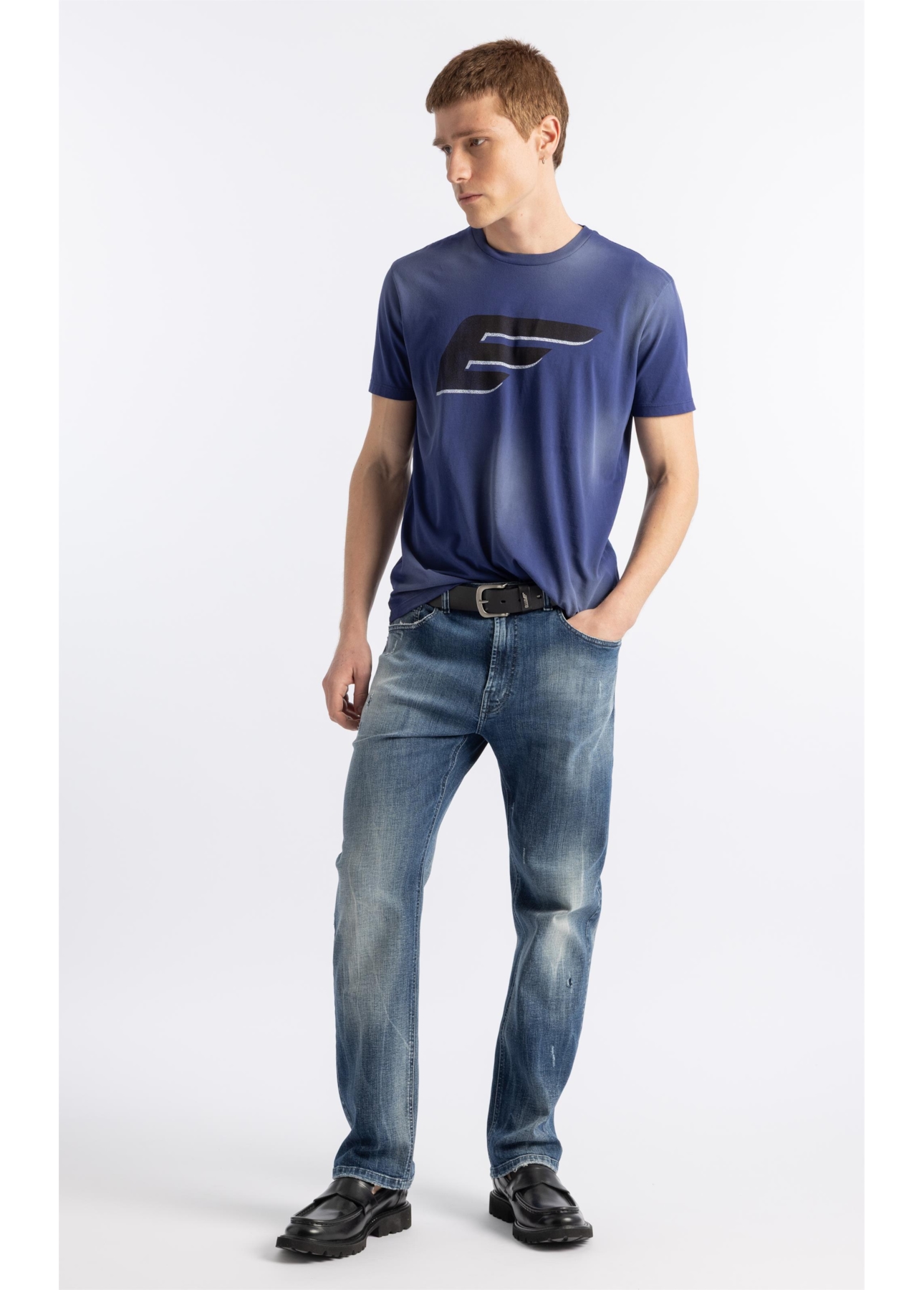 Calça Jeans  Stretch Skinny Lav. Médio C/ Tie Dye e Puídos