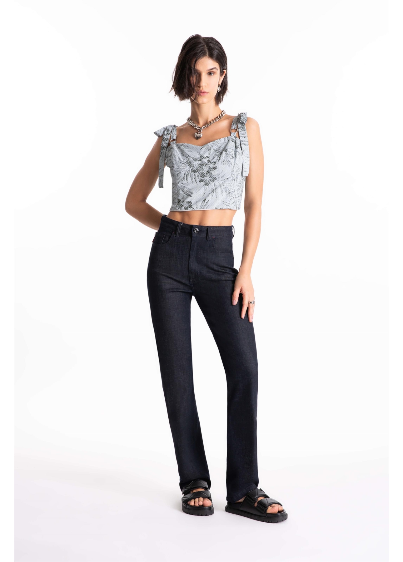 Calça Jeans Visco Indigo Reta Amaciado Com Resina