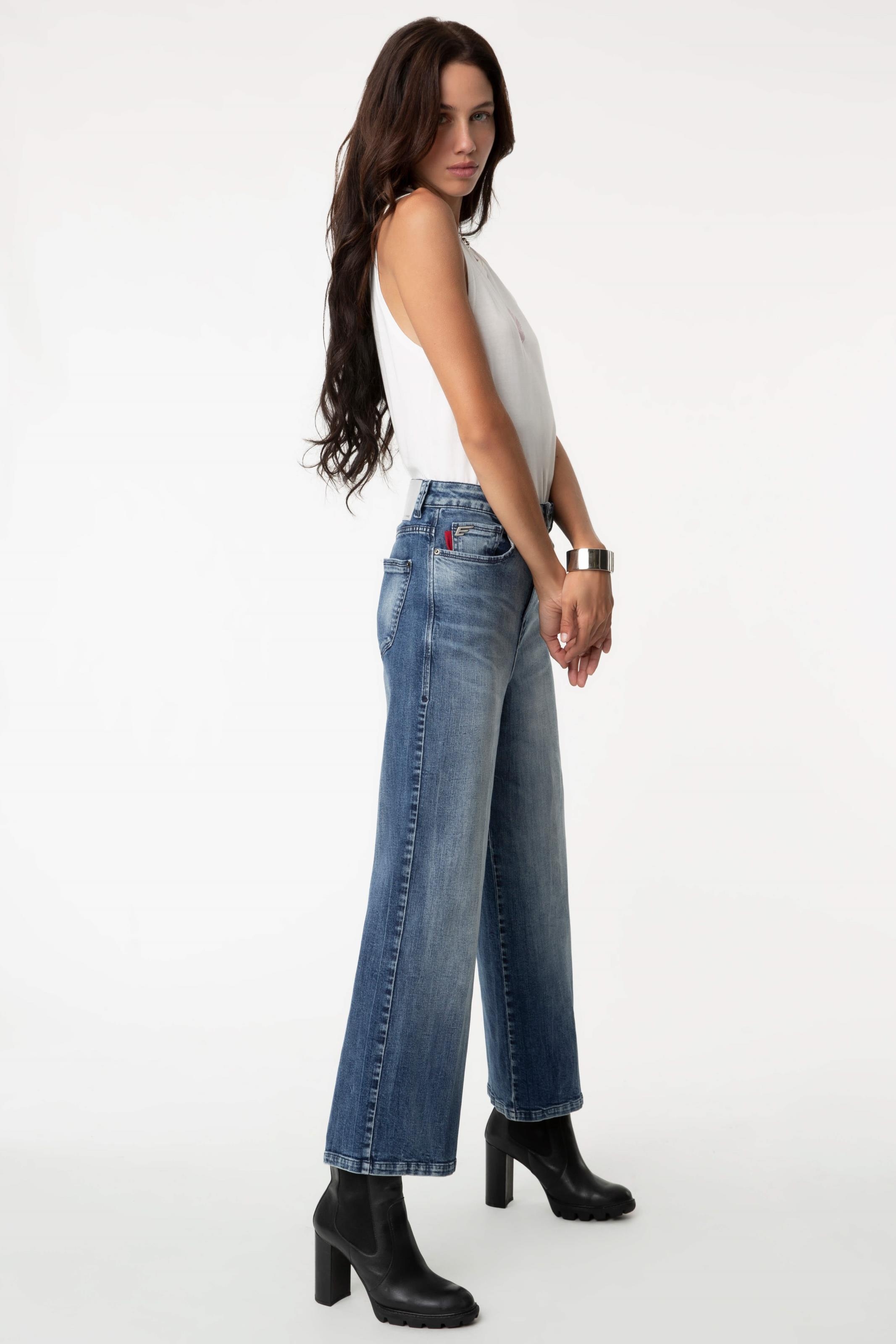 Calça Jeans Wide Leg Cropped 1622-Lav.Claro C/ Tie Dye
