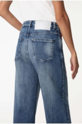 Calça Jeans Wide Leg Cropped 1622-Lav.Claro C/ Tie Dye