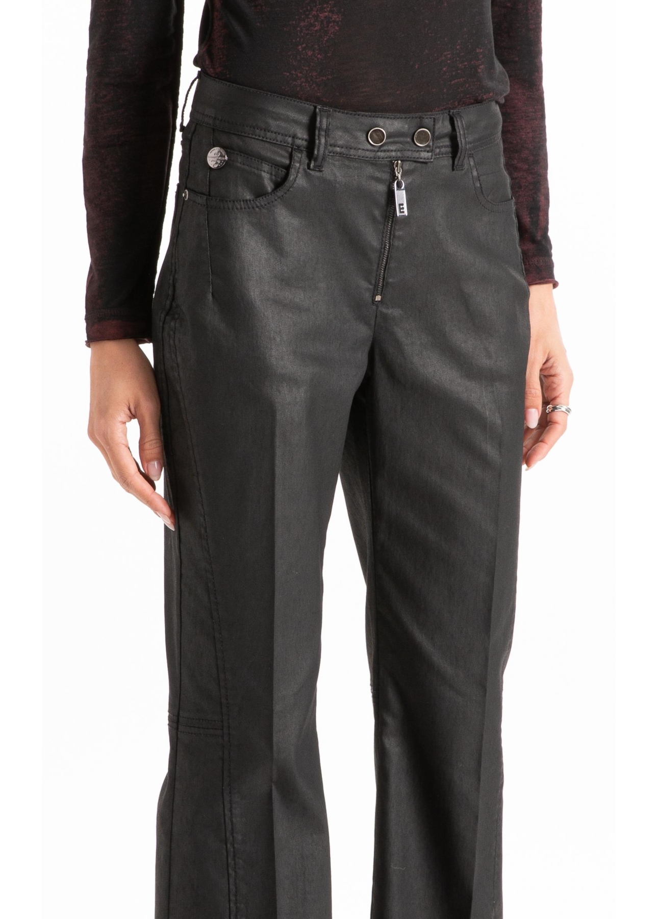 Calça Leather Color Skinny Flare Preto