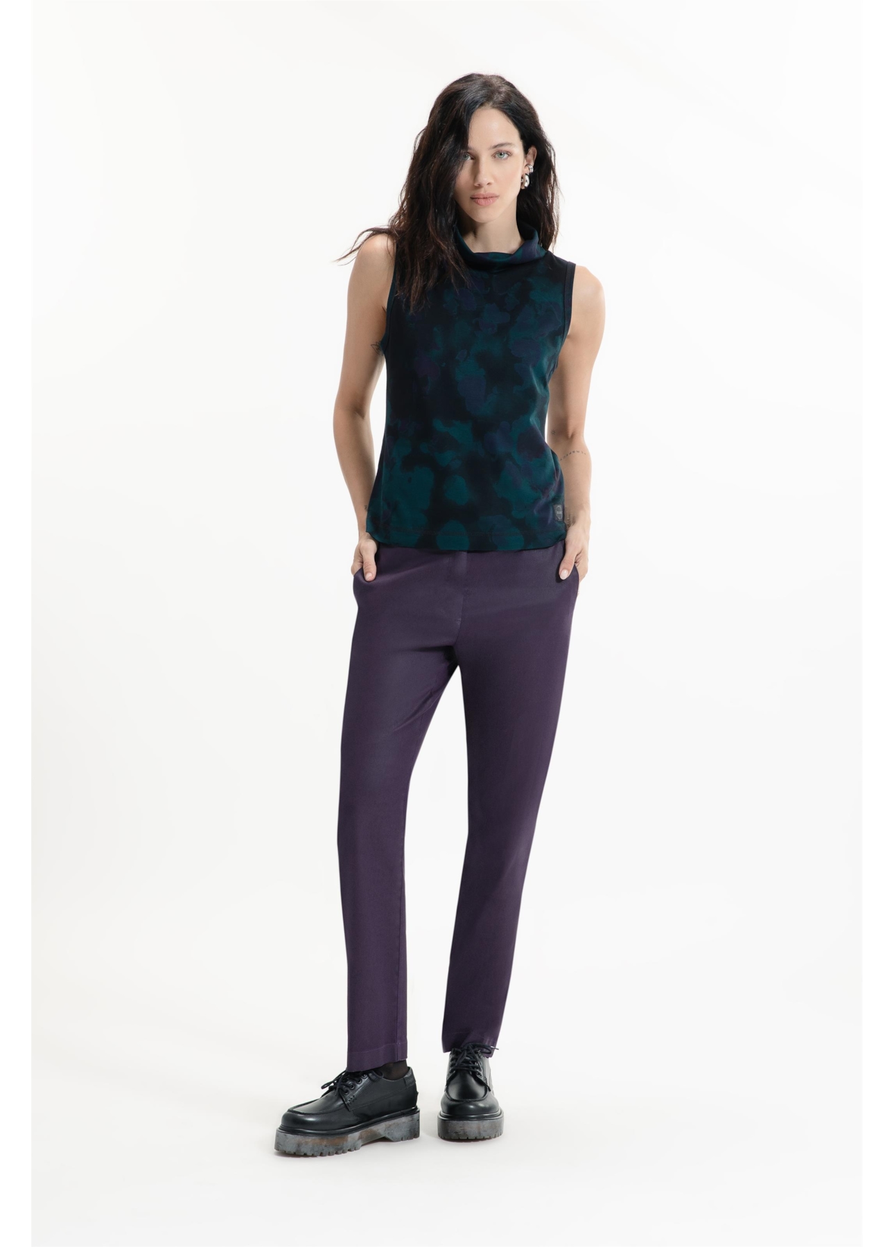 Calça Leather Denim Buckle Carrot Beringela