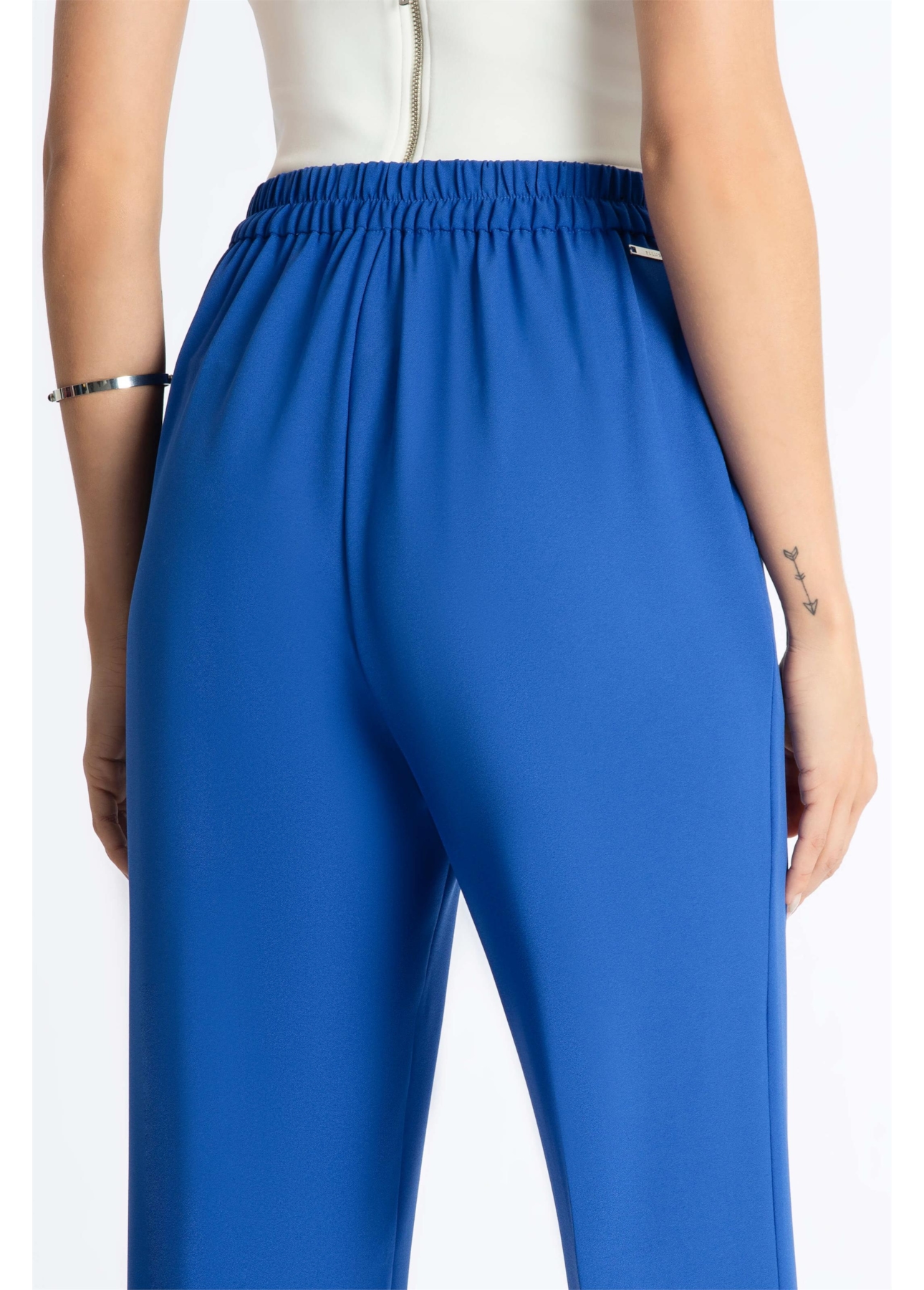 Calça Medelen Carrot Azul Claro
