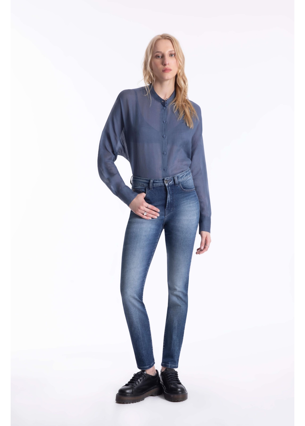 Calça Ocean Blue Skinny 1968- Lav.Médio C/Tie Dye