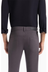 Calça Roma Classic Five Cinza Medio