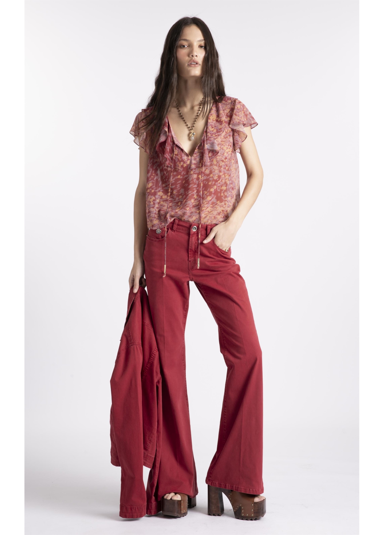 Calça Sarja Rain Flare Vinho