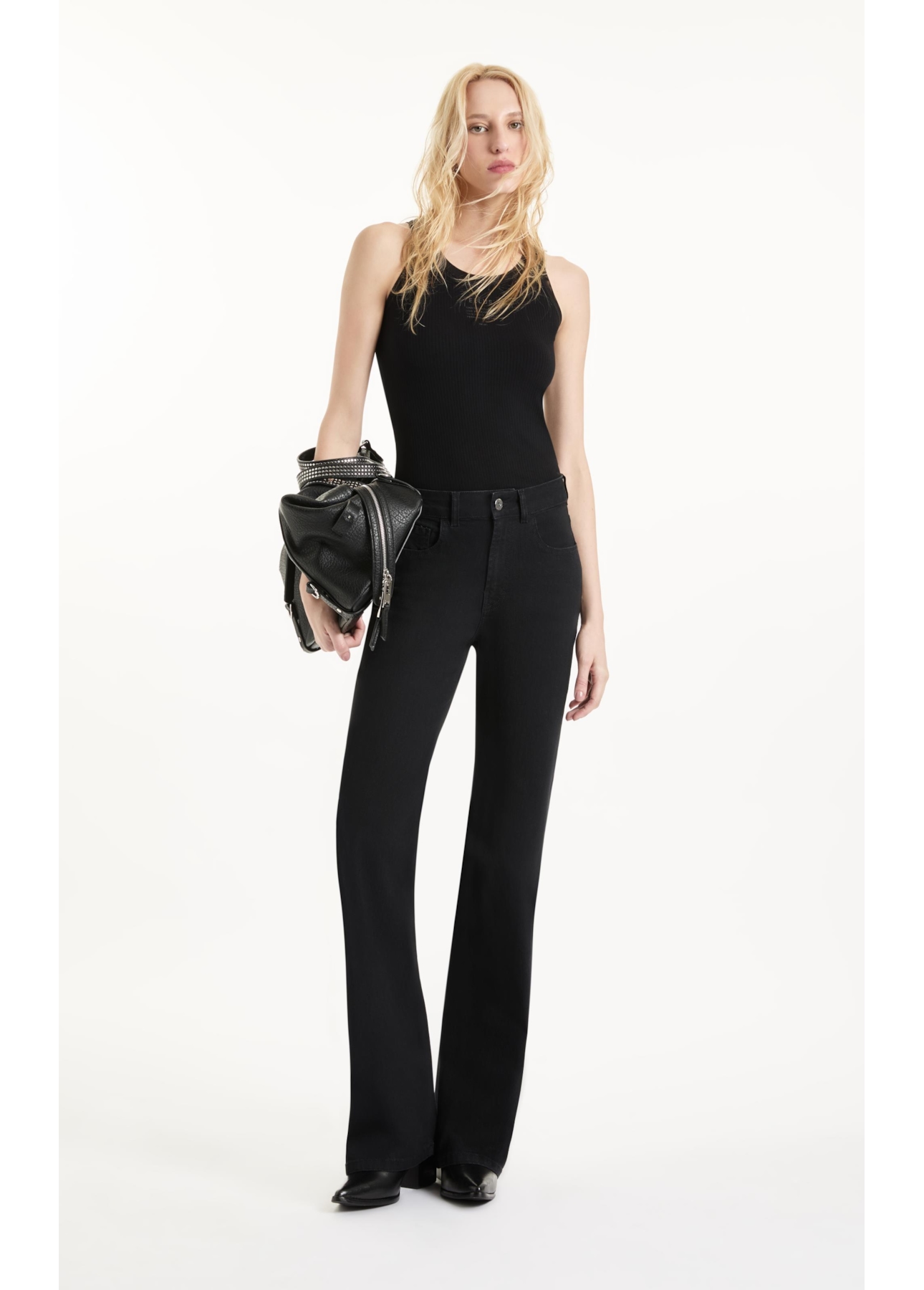 Calça Sprouting Black Gisele Flare Lav. 35 - Amaciado