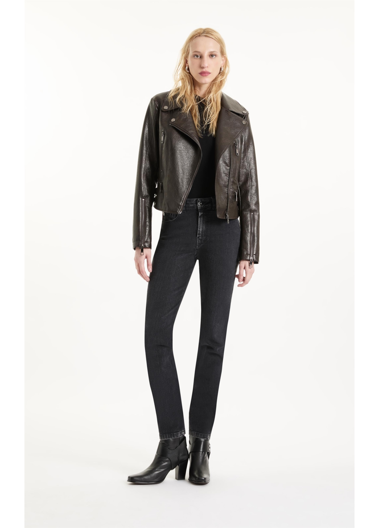 Calça Sprouting Black Skinny Lav.Black - 1996
