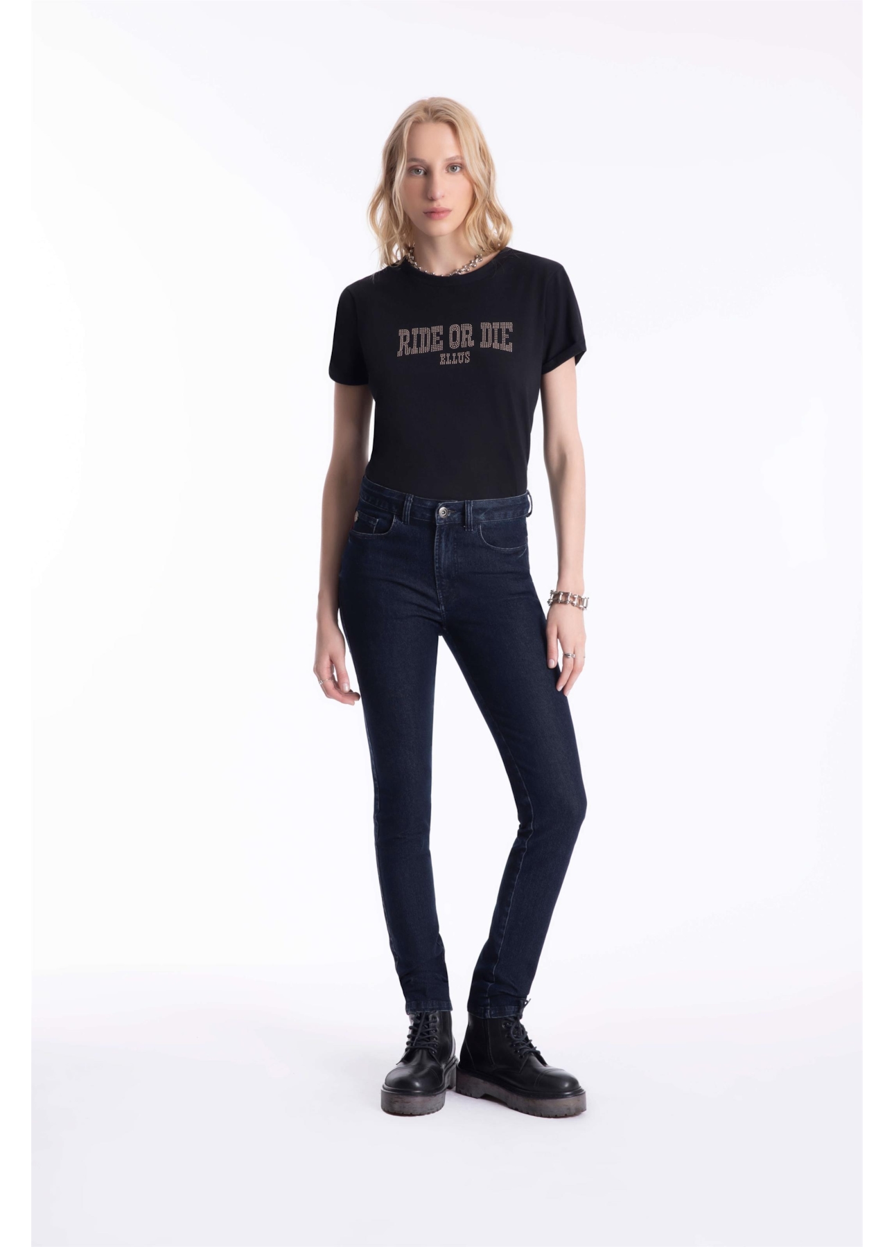 Calça Sprouting Hiper Skinny Lav.Escuro C/ Grampos