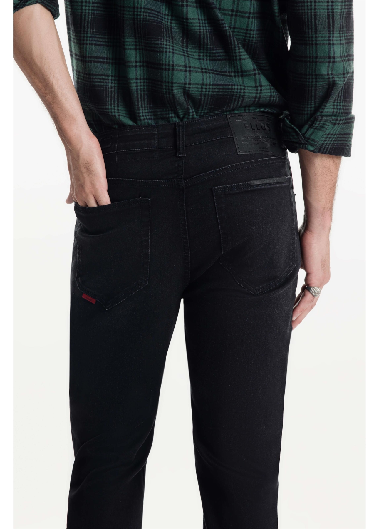 Calça Storm Elastic Straight 145 Lav. Escuro C/ Lixado