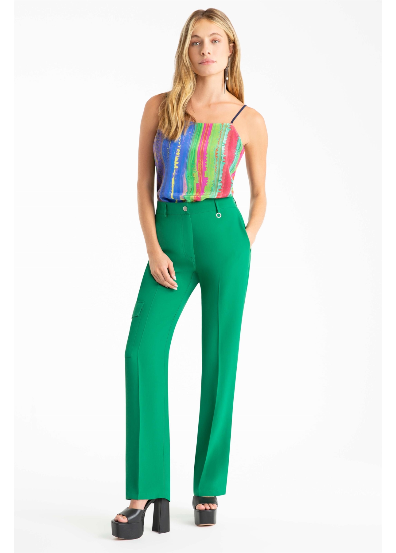 Calça Straight Cargo Verde Bandeira