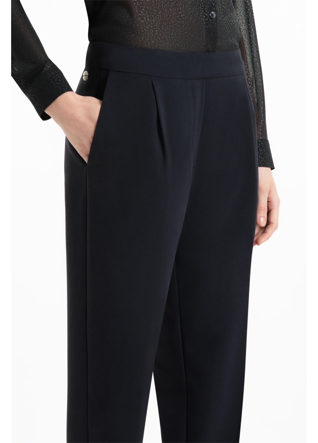 Calça Tailoring Carrot Dark Navy