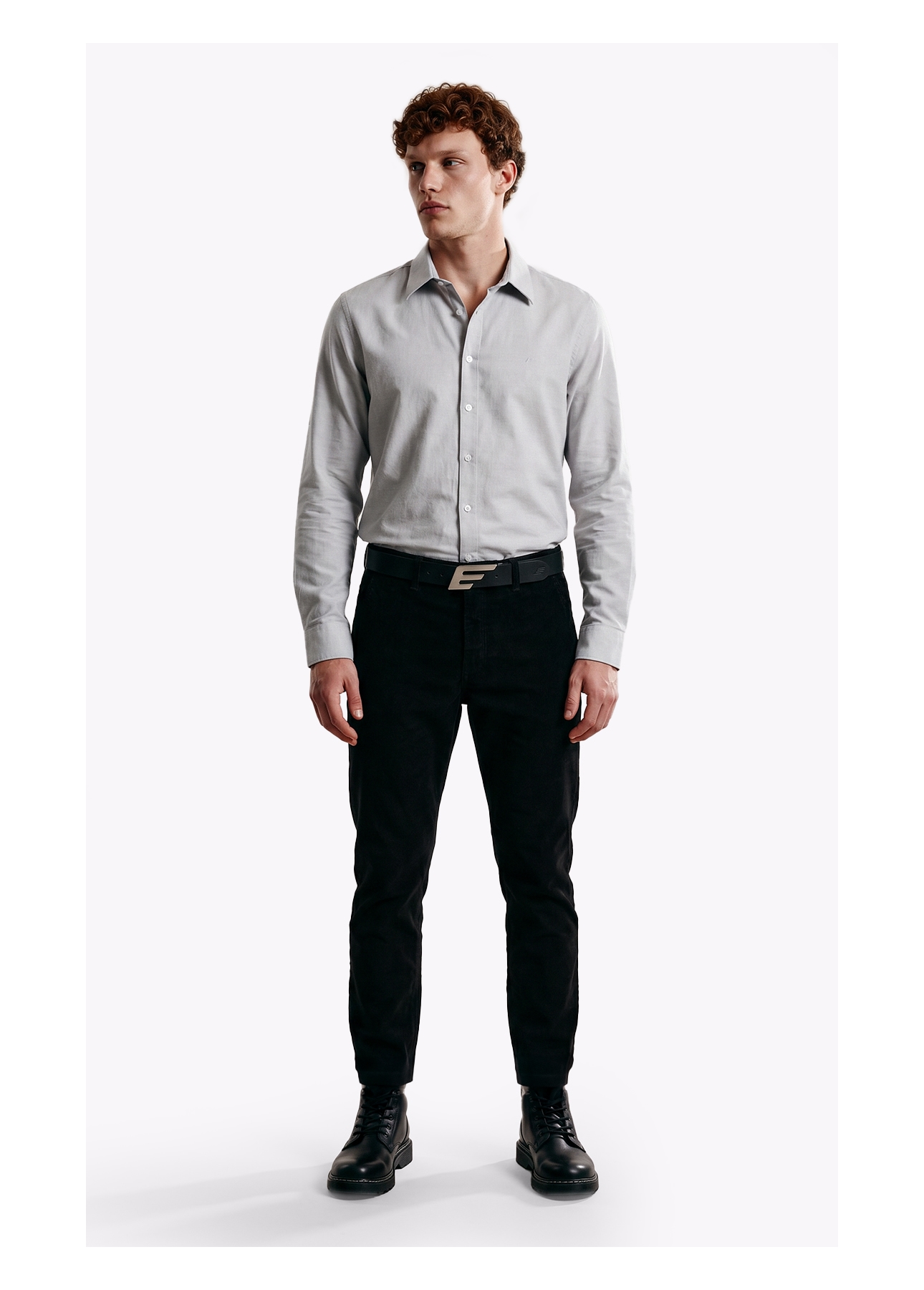 Calça Veludo Slim Preto