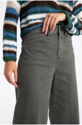 Calça Vintade Demim Color Wide Leg Cropped Verde Oliva