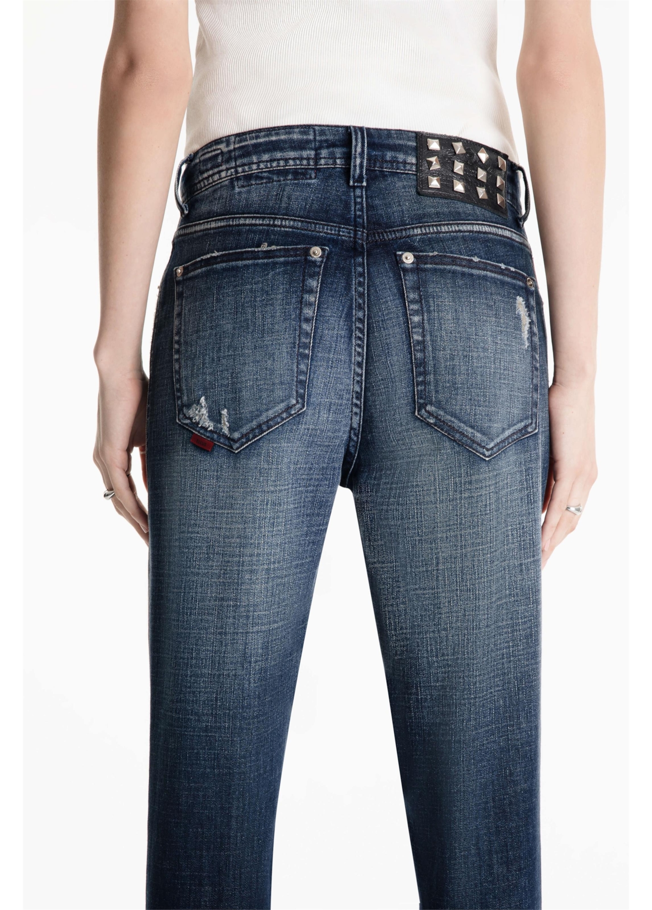 Calça Visco Indigo Elastic Mom 1885-Lav.Esc.C/ Cerzidos