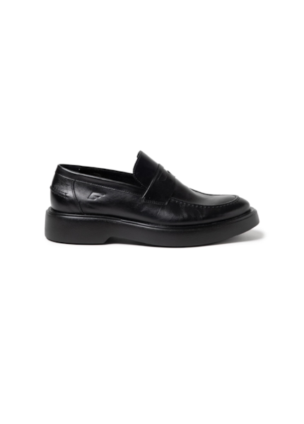 Calçado Loafer Caleb Preto