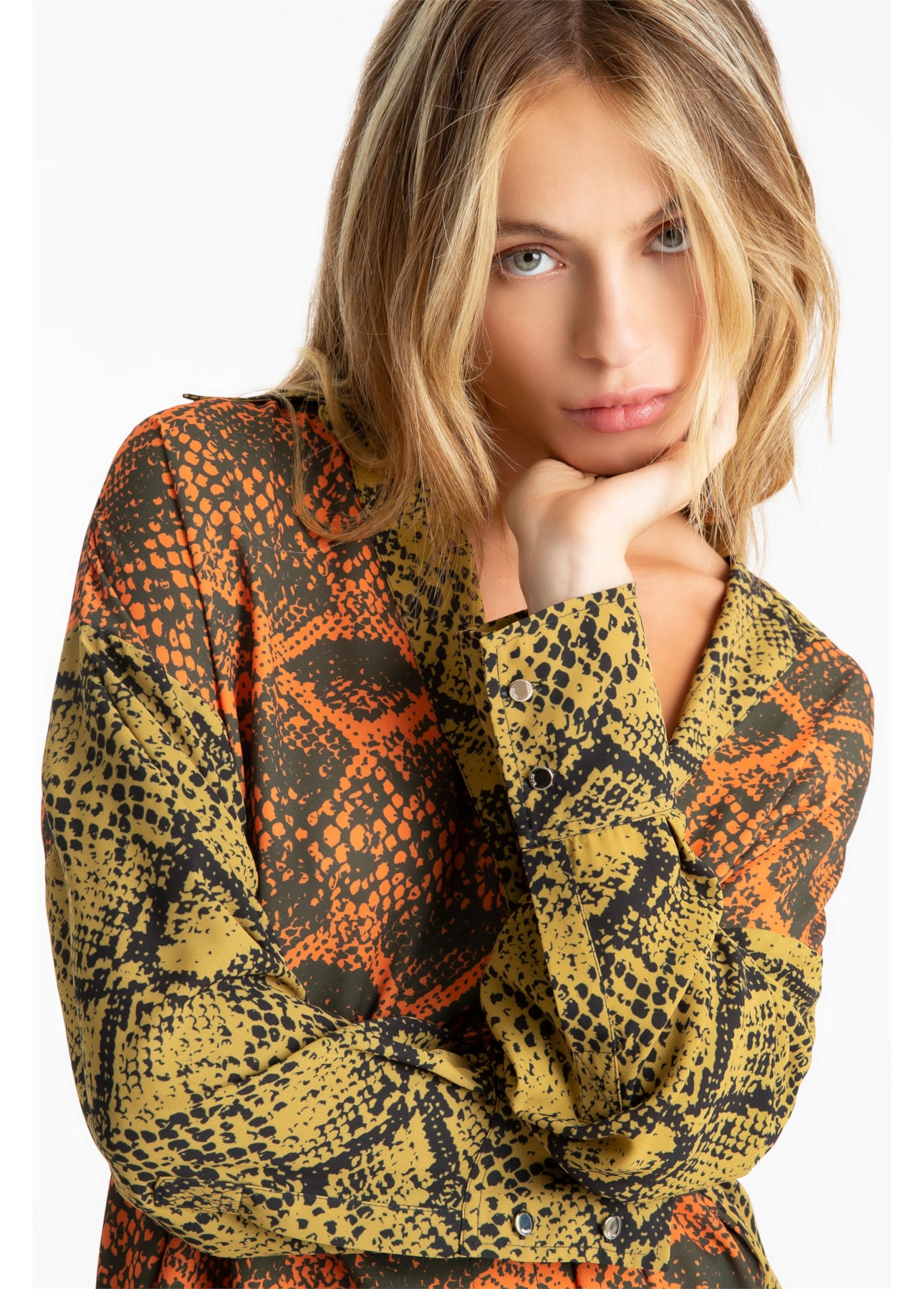 Camisa Beta Snake Scarf Amarelo
