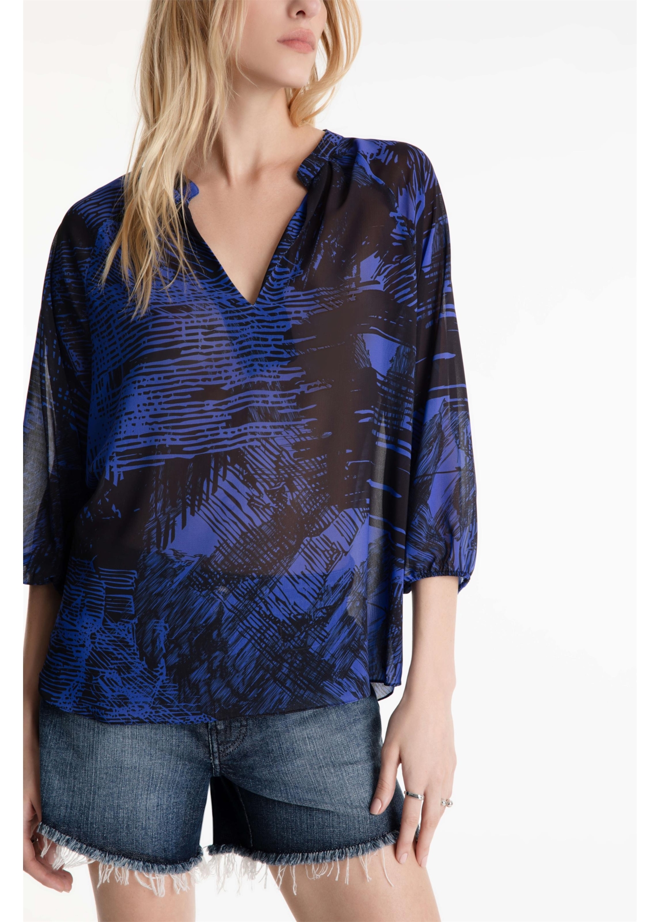 Camisa Microchiffon Printed Over Padrao 4