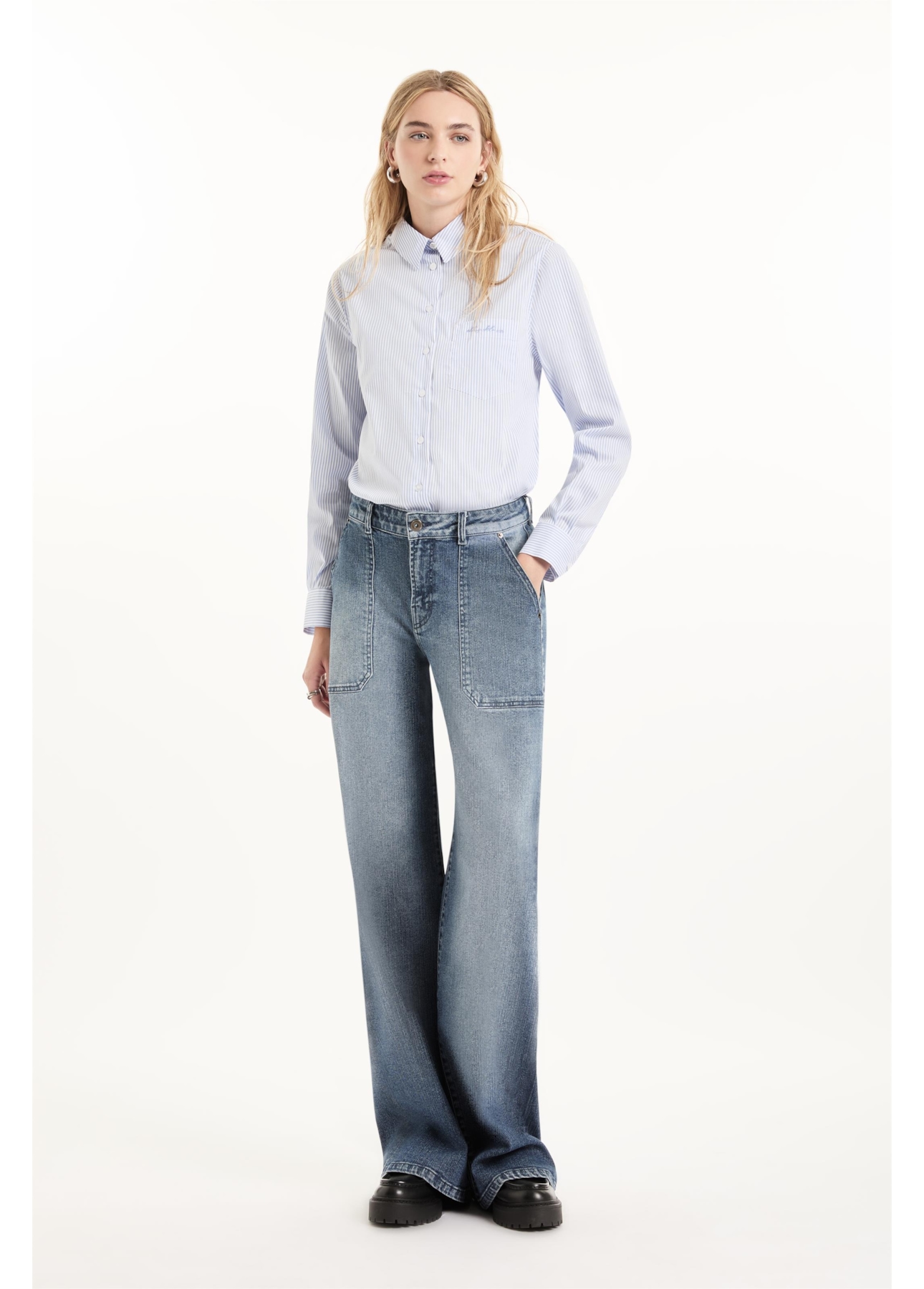 Camisa Tech Blend Helsinque Relaxed Azul Bic