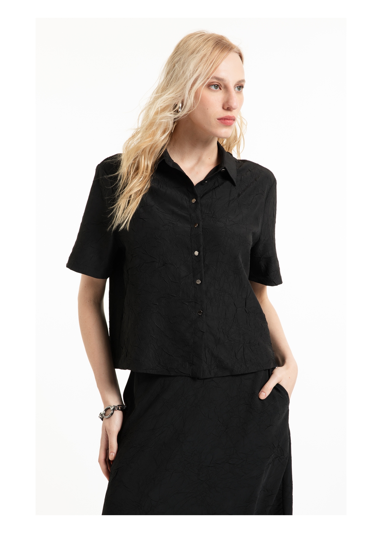 Camisa Wrinkled Petit Preto
