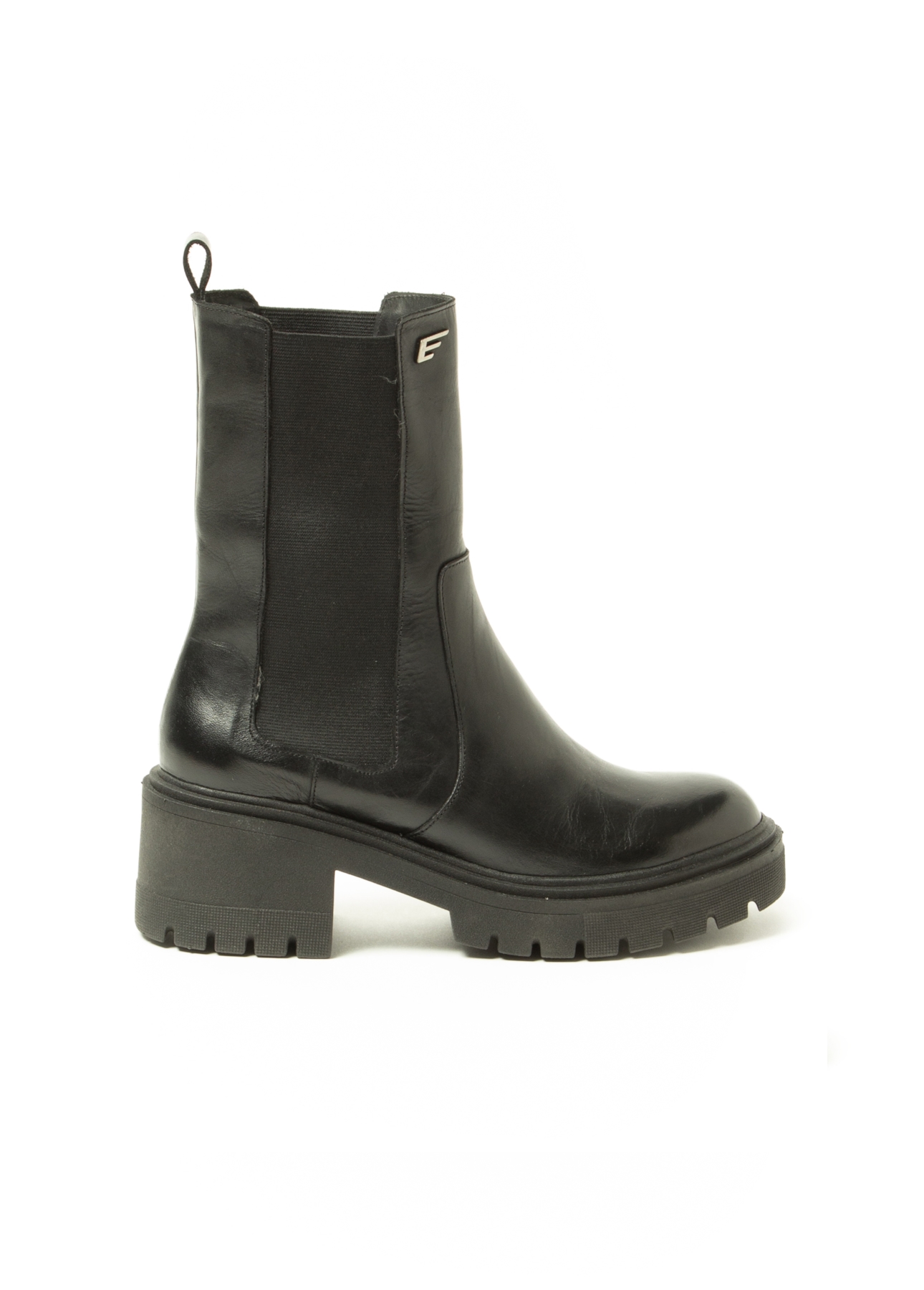 Chelsea Stella Ellus Preto