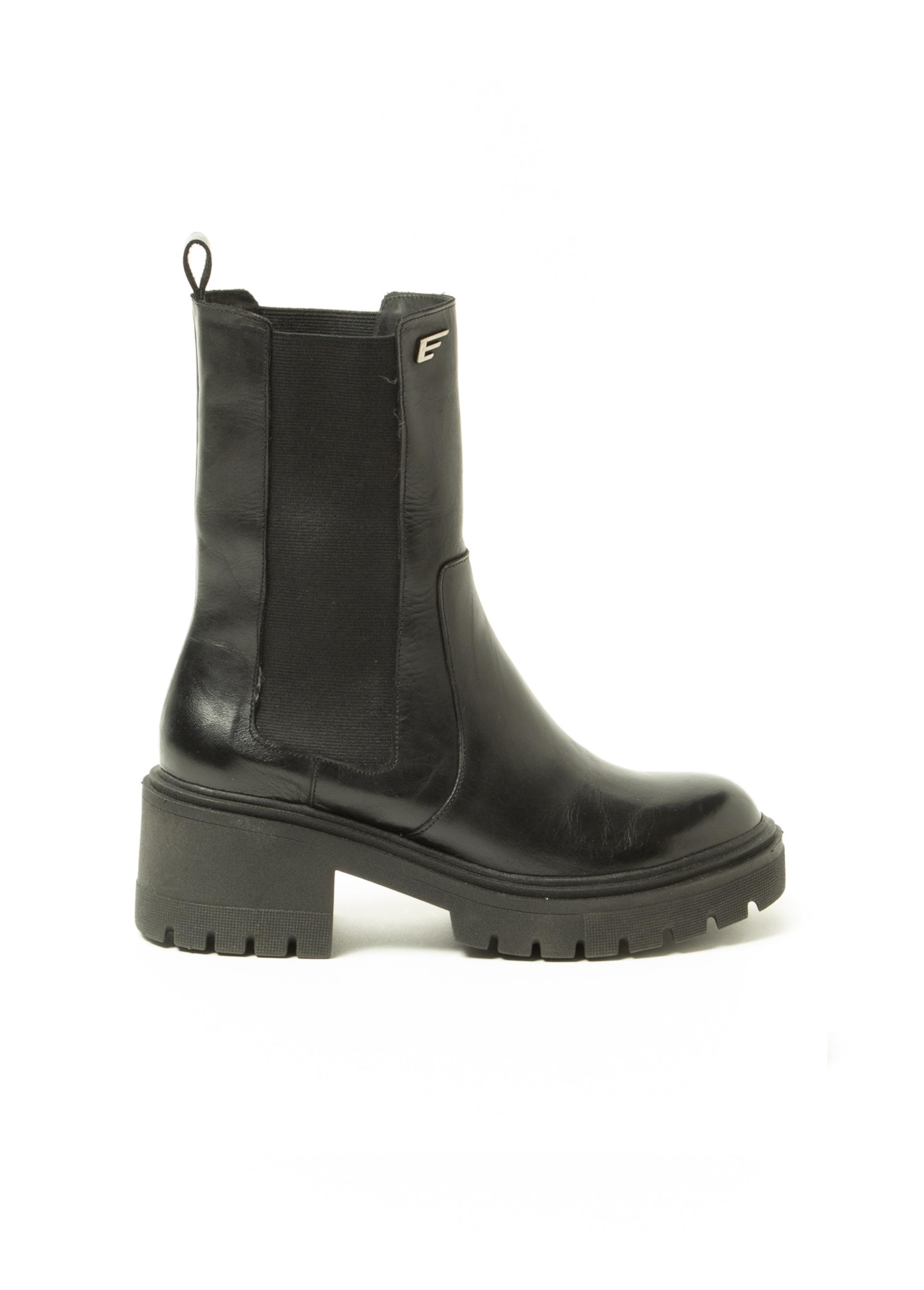 Chelsea Stella Ellus Preto