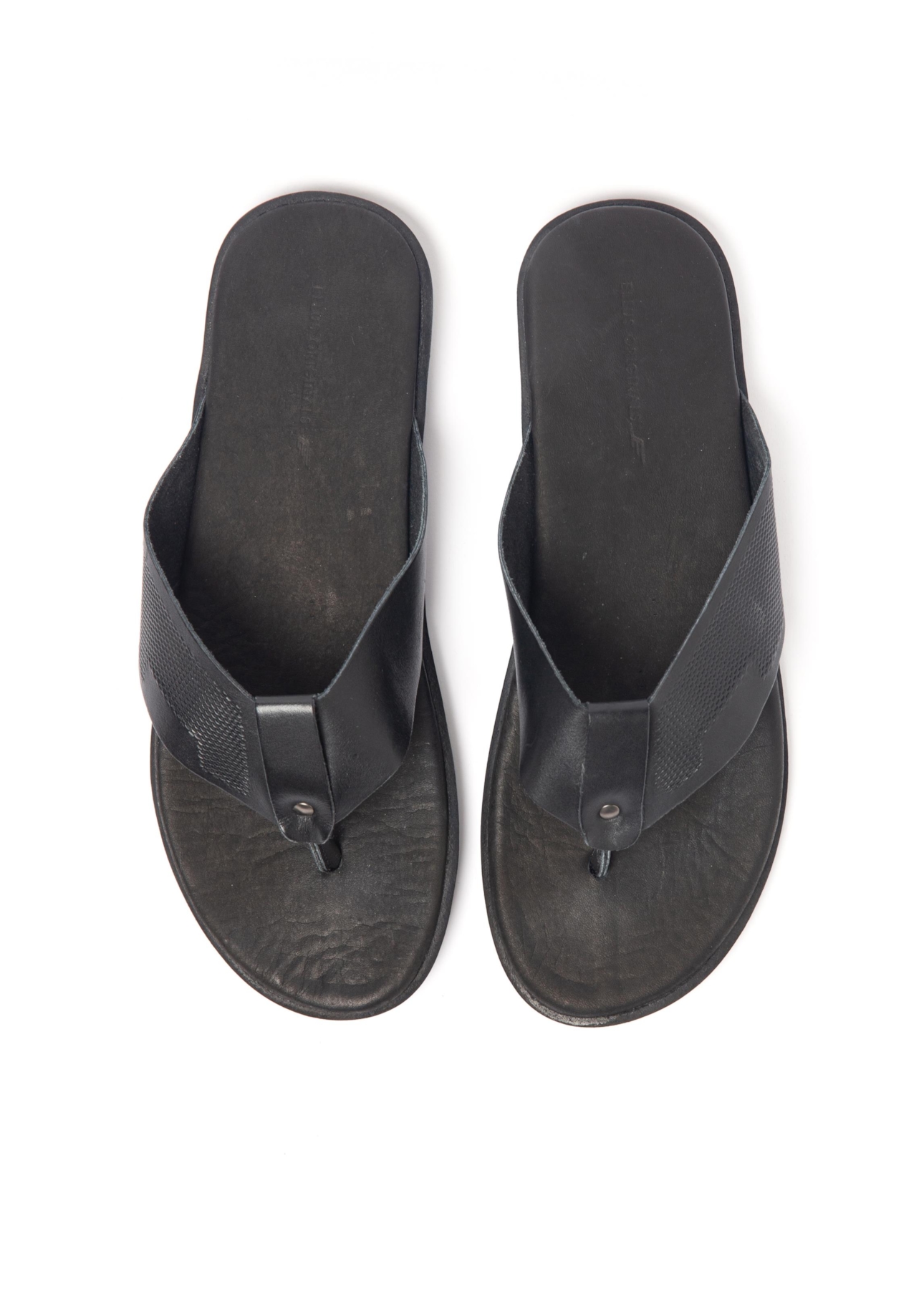 Chinelo Halen Ellus Preto