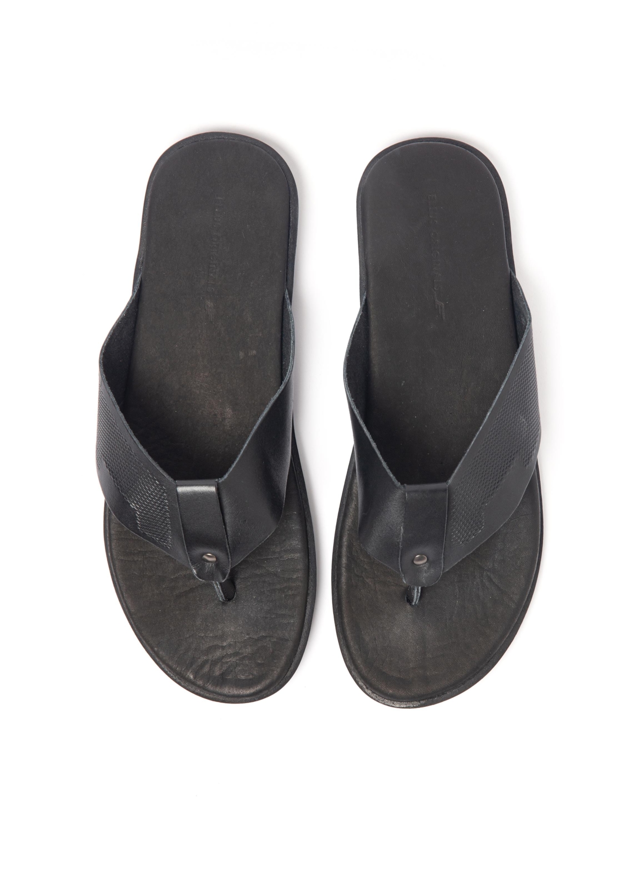 Chinelo Halen Ellus Preto