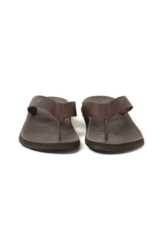 Chinelo Liam Ellus Cafe