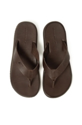 Chinelo Liam Ellus Cafe