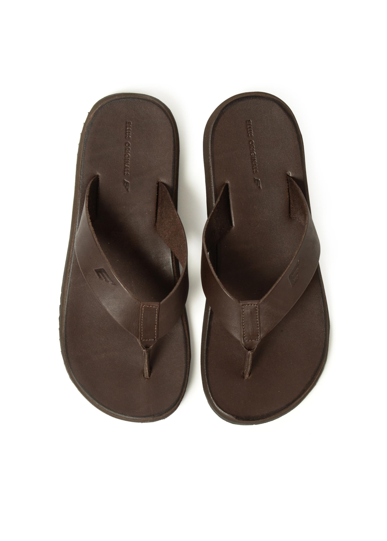 Chinelo Liam Ellus Cafe