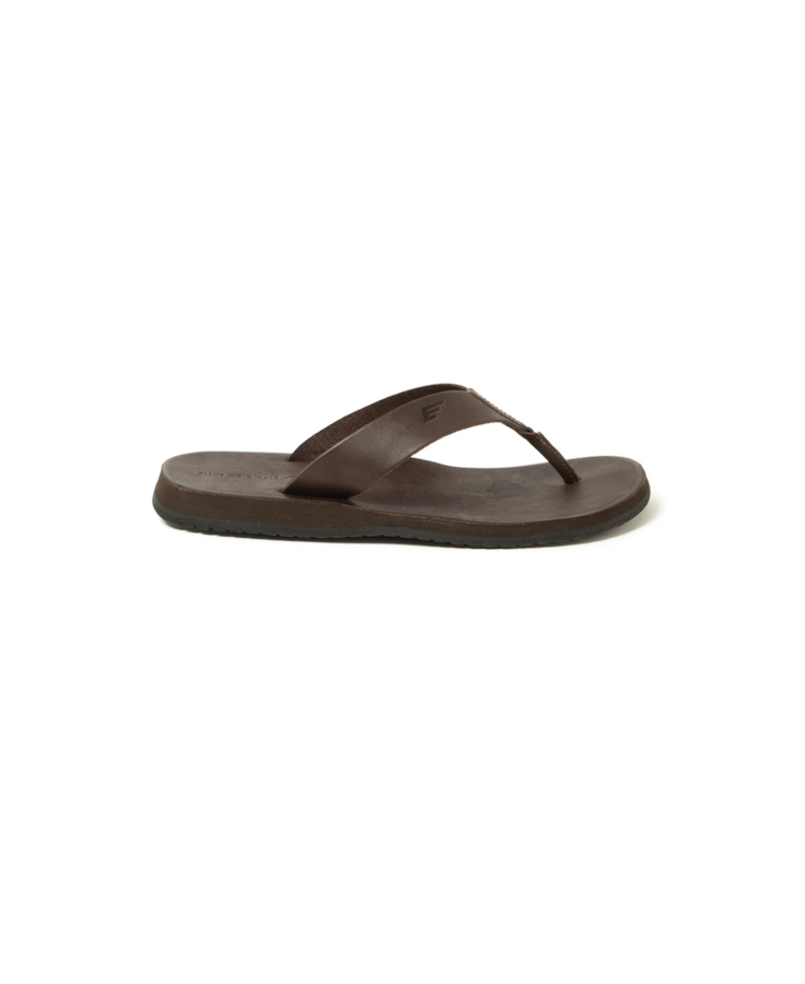 Chinelo Liam Ellus Cafe