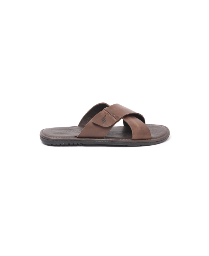 Chinelo Merrick Ellus Castor