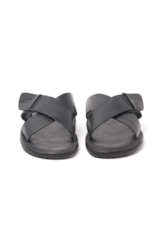 Chinelo Merrick Ellus Preto