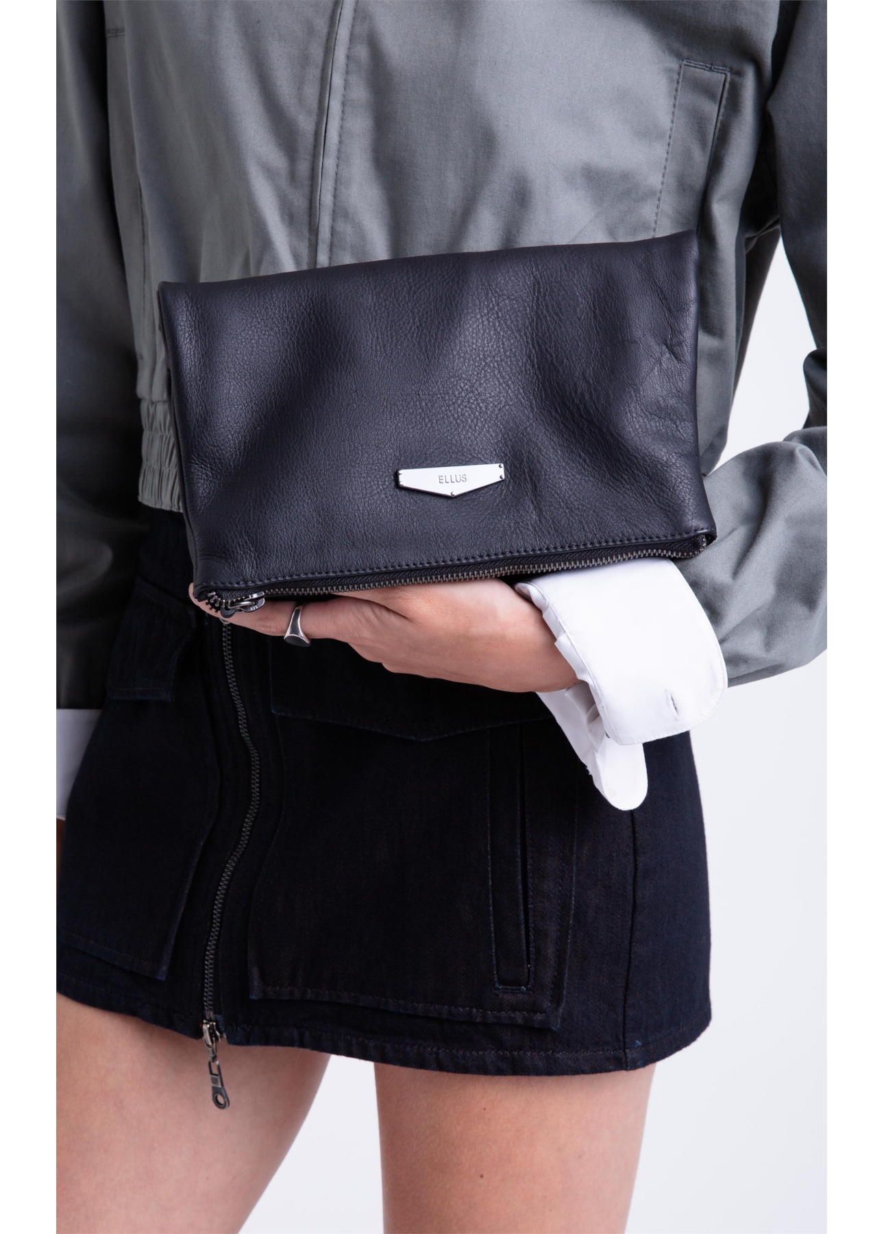 Clutch Bag Avery Ellus Preto