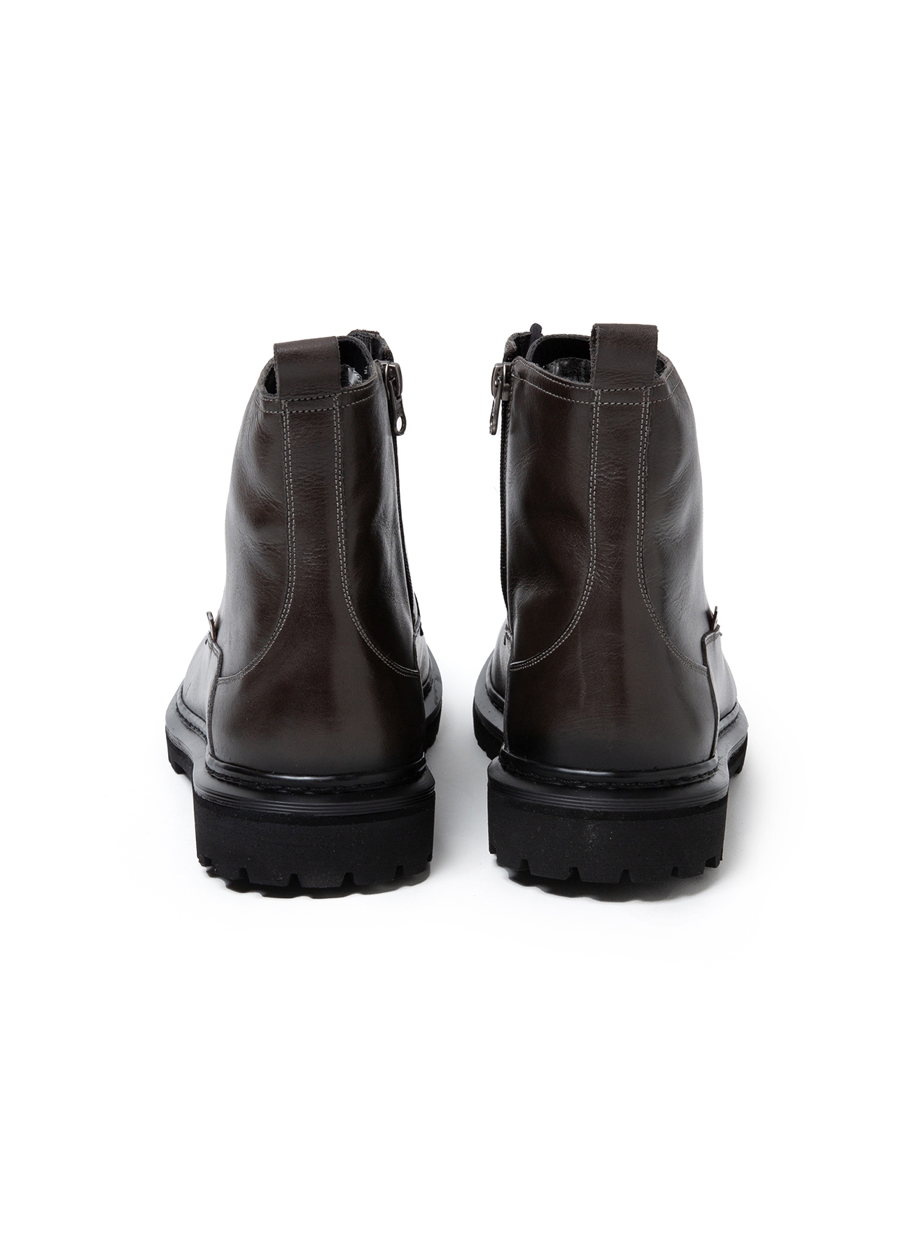 Coturno Isaac Ellus Charcoal