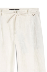 Jacquard Patheph Off White